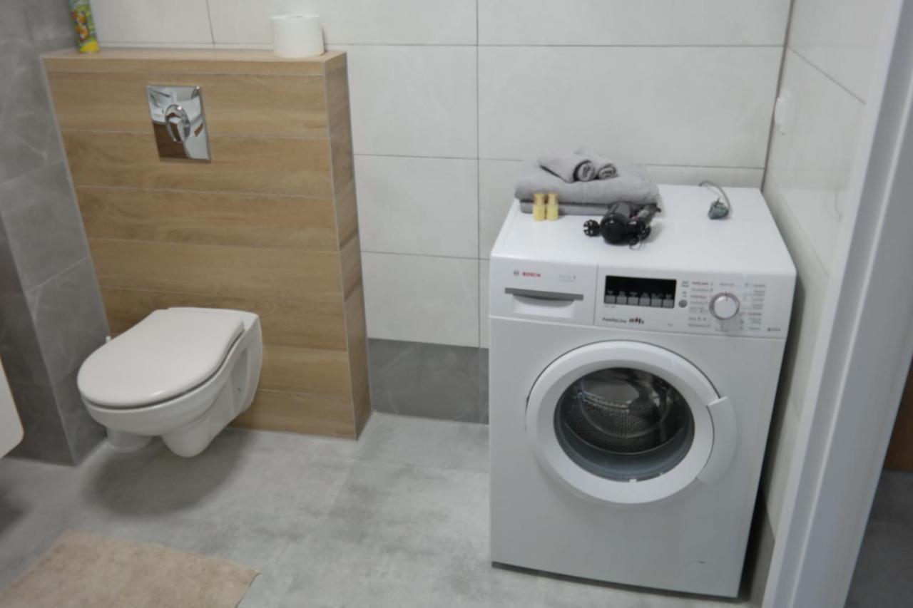 Apartament Al. Solidarnosci เบียวิสตอก ภายนอก รูปภาพ